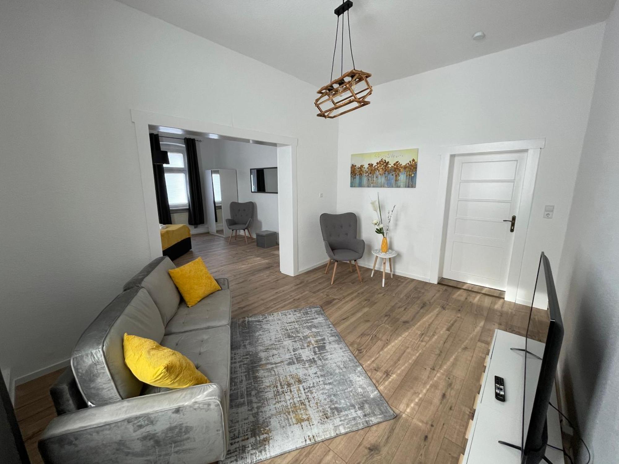 Modernes, Grosses City Appartement 95 Qm Meuselwitz エクステリア 写真