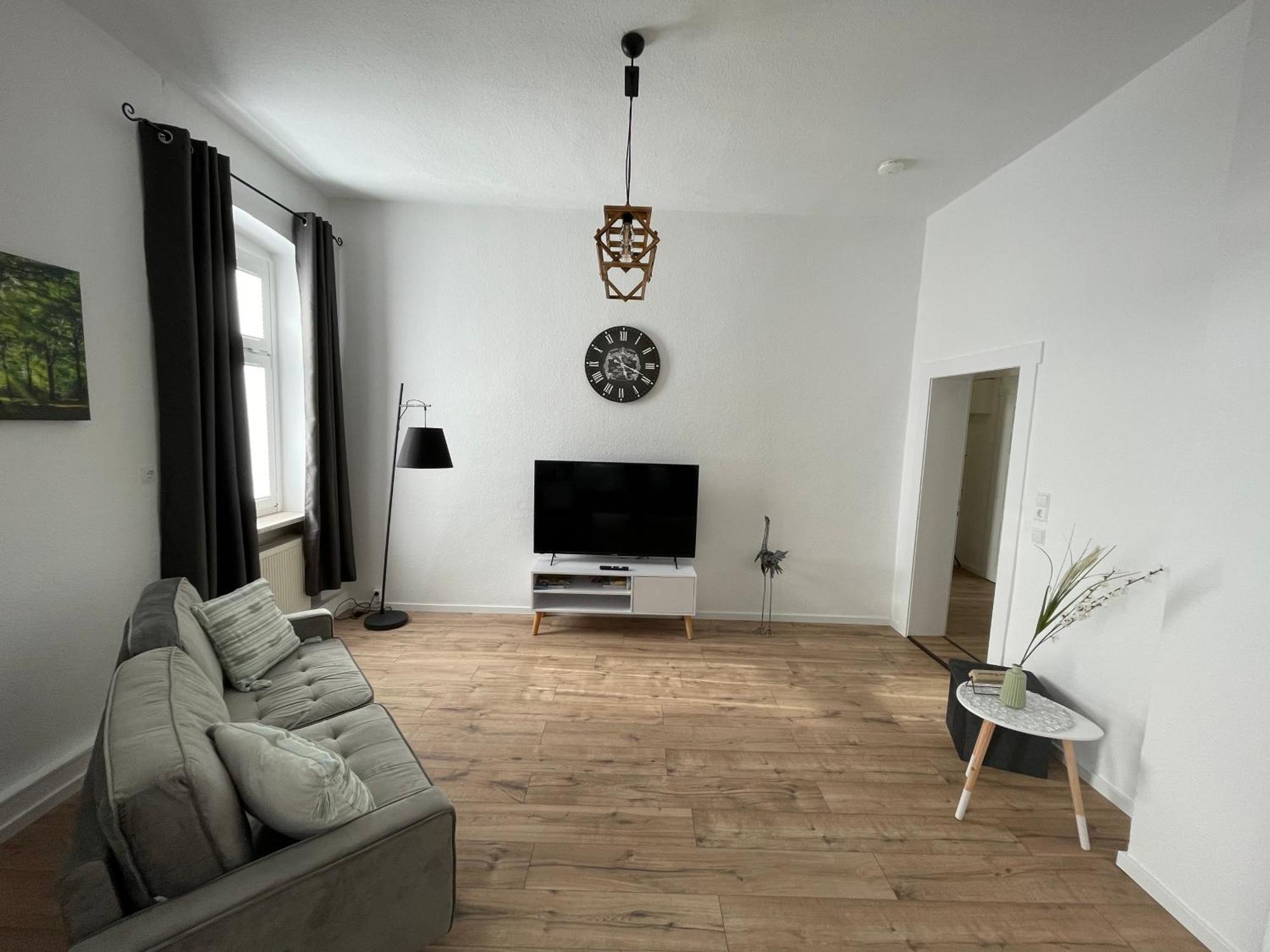 Modernes, Grosses City Appartement 95 Qm Meuselwitz エクステリア 写真